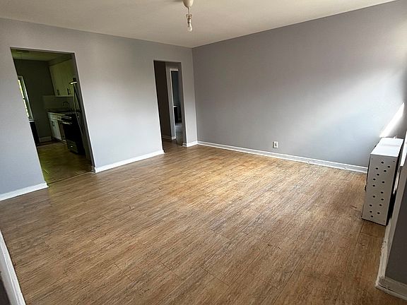 2nd image of 70 Crawford St APT 14