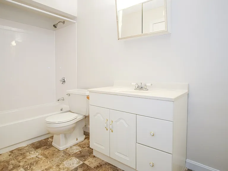 199 Aiken Ave — Photo 42