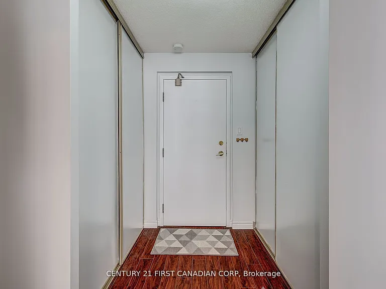 570 Proudfoot Ln #405 — Photo 10