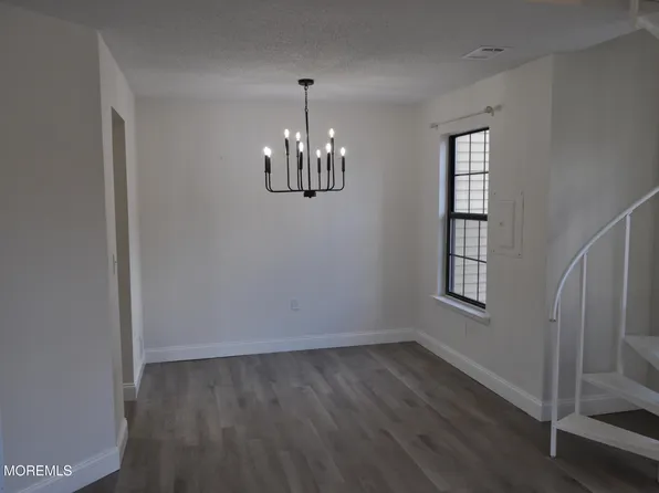 2001 Begonia Court, Jackson, NJ 08527
