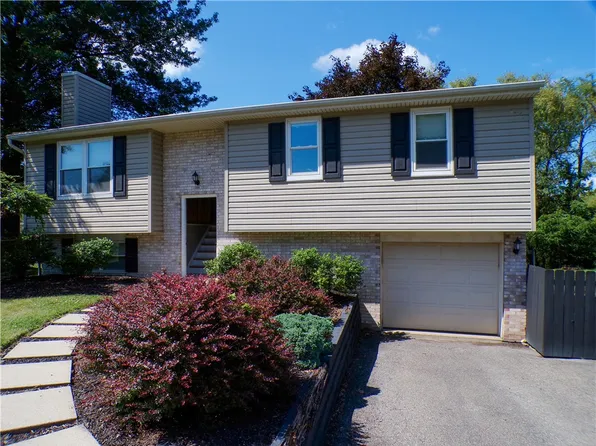 118 Whitney Dr, Cranberry Township, PA 16066