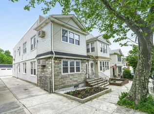 77-18 64th St, Ridgewood, NY 11385