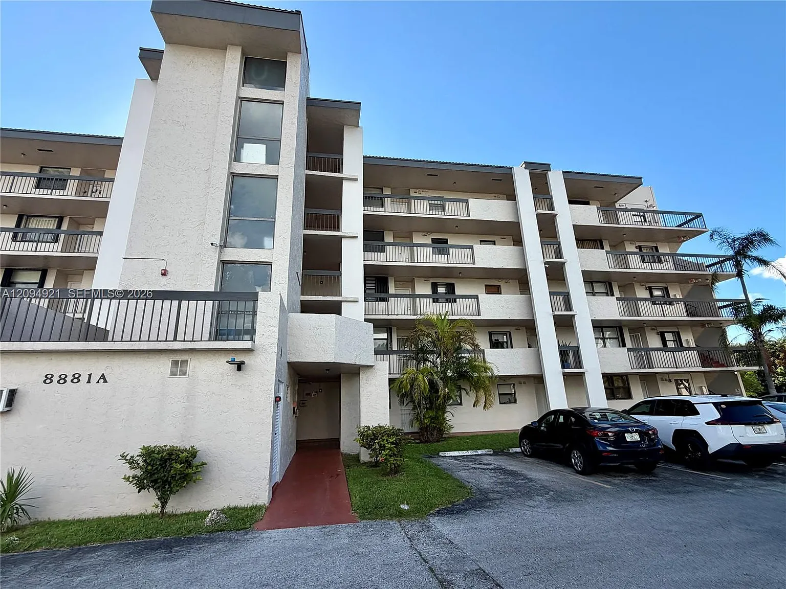 Pine Lake Village Condo — Photo 1