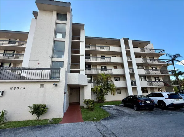 8881A Fontainebleau Blvd APT 307, Miami, FL 33172
