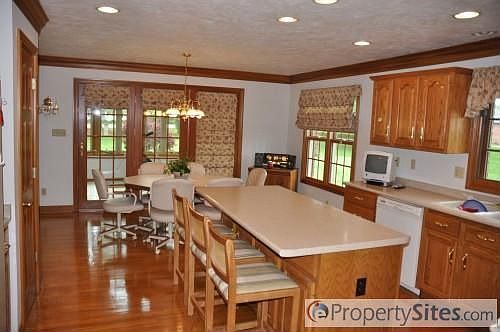 5th image of 6011 Creekbend Ct