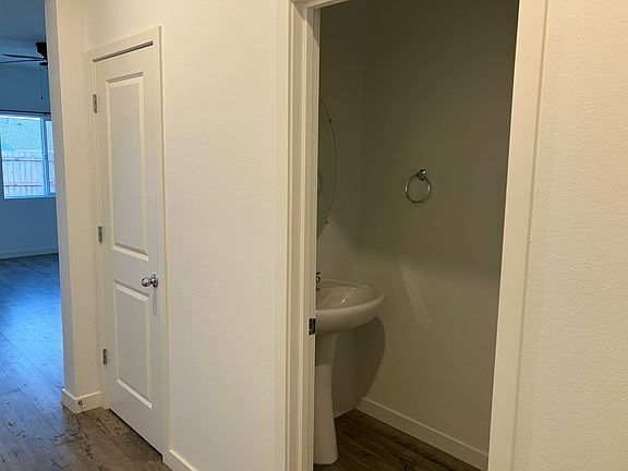 Downstairs Half-Bath