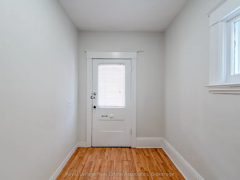 157 William St #1 — Photo 2