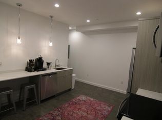 433 N 35th St #1, Philadelphia, PA 19104