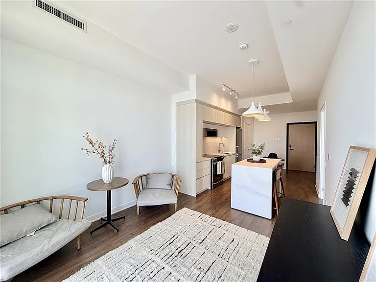185 Millway Ave — Photo 3