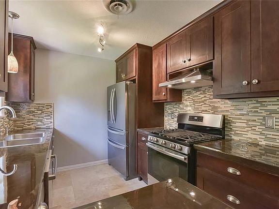 5th image of 8009 Ferndale Dr