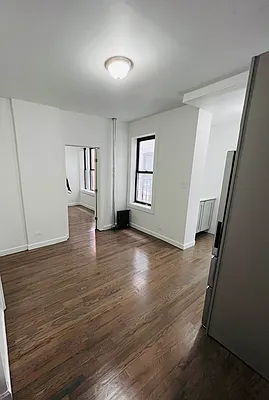 Rented by Reyes & Elsamad Real Estate Group | media 1