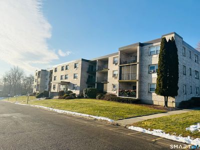 308 Meadowside Road APT 311, Milford, CT, 06460