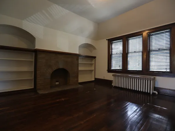 2420 S Woodward St #2, Milwaukee, WI 53207