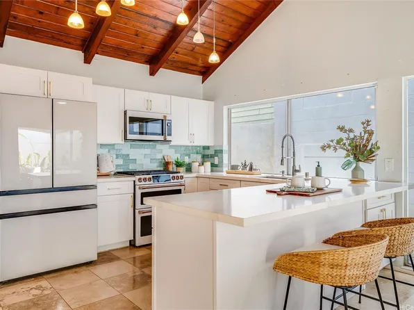 94-1120 Akeu Pl, Waipahu, HI 96797