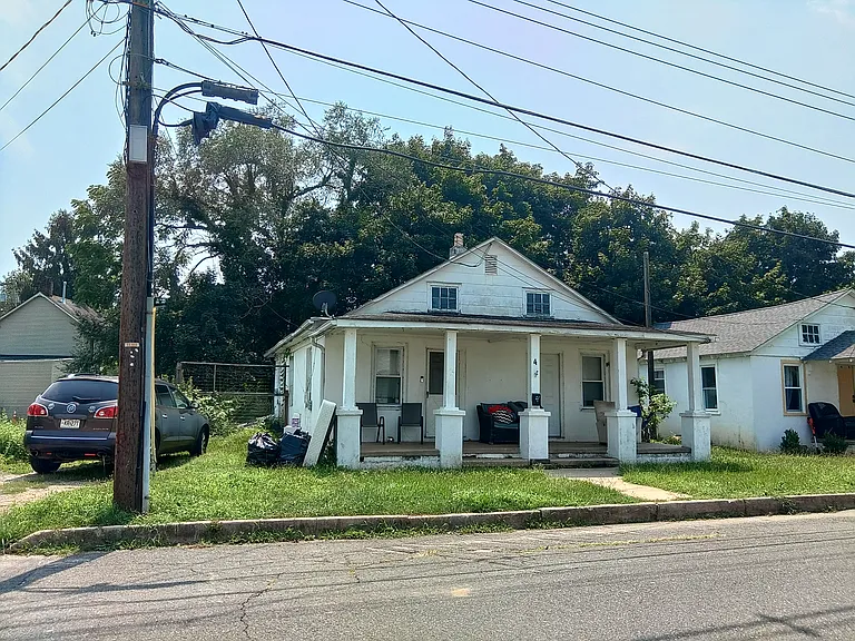 4 Fort Ave — Photo 2