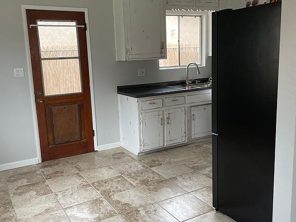 5th image of 541 1/2 D St