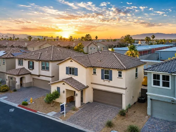 3862 Stadium Ave, Las Vegas, NV 89120