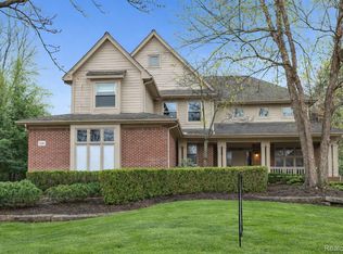 6621 Glenshaw Ct, West Bloomfield, MI 48322
