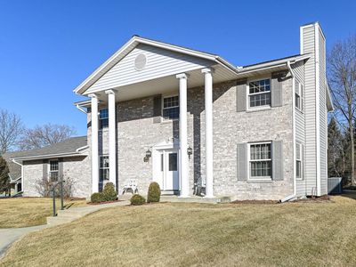 10550 West Palmersheim DRIVE, Hales Corners, WI, 53130