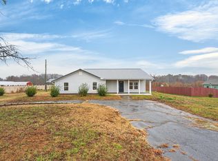 583 Berry Rd, Boiling Springs, SC 29316