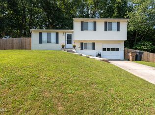 4316 Twin Pines Dr, Knoxville, TN 37921
