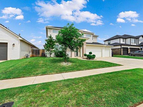 2nd image of 15209 Caspian Ln