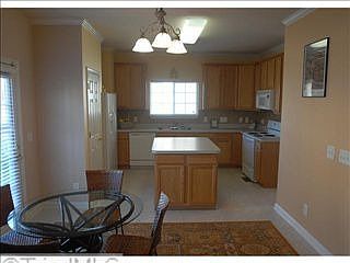 4th image of 4627 Village Square Ct