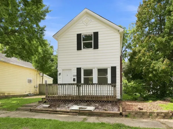 1221 Wefel St, Fort Wayne, IN 46808