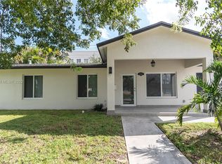 9840 SW 87th St, Miami, FL 33173