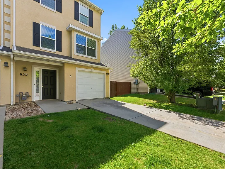 622 N Royal Troon Way — Photo 30