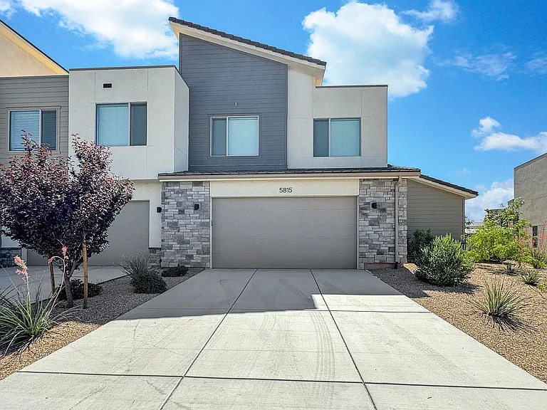 5815 S Carnelian Pkwy — Photo 28