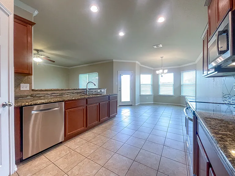 6617 Cascade Dr — Photo 7