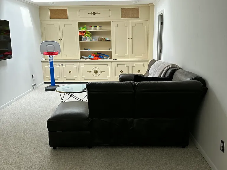 4 Joanna Ct — Photo 20