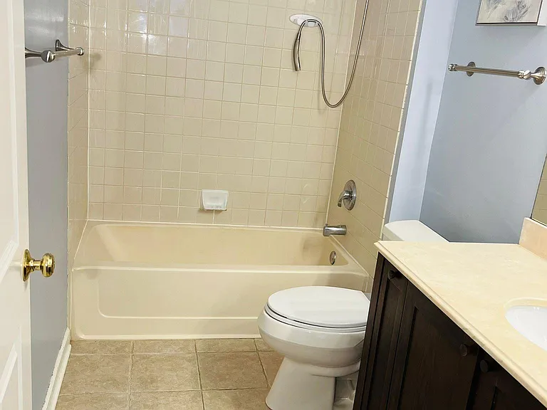3175 Falling Waters Ln — Photo 31