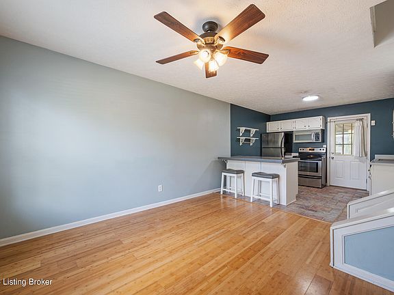 4th image of 610 Plainview Ave