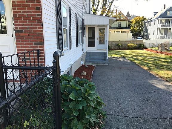 5th image of 947 Winthrop Ave