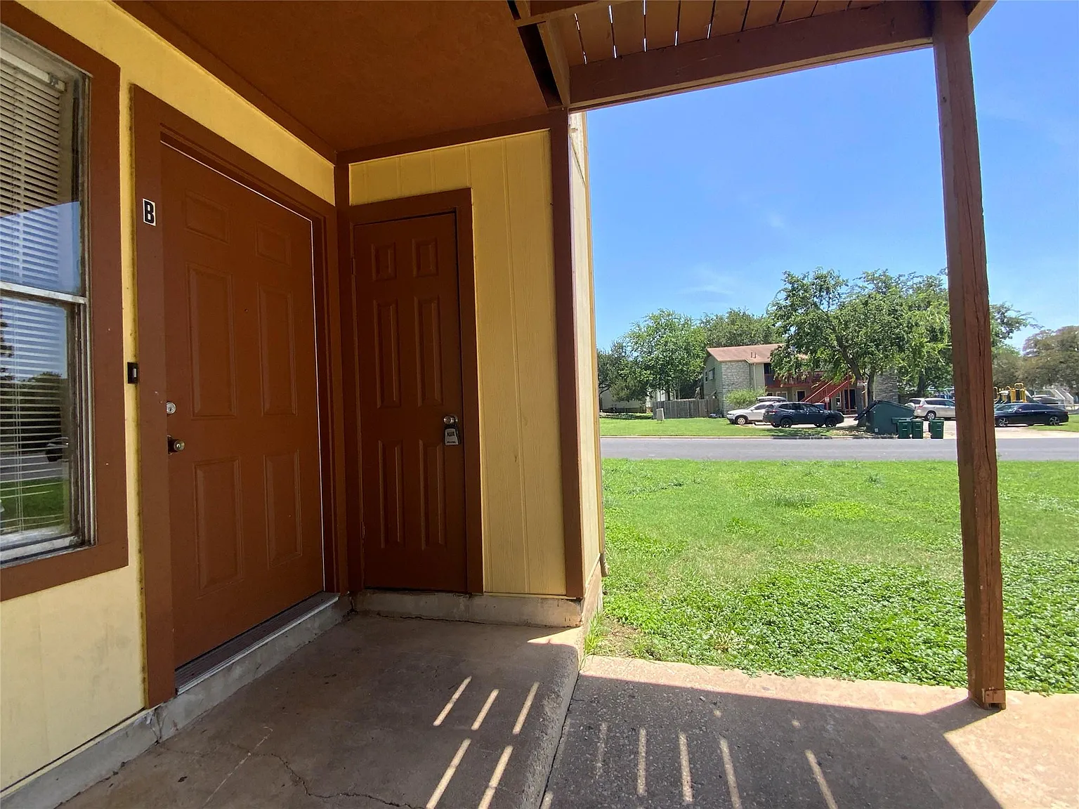 2 bed, 1.0 bath, 780 sqft, $1,050 — Photo 4