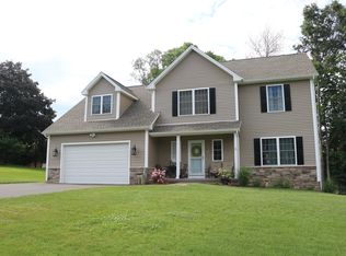 38 Monahan Rd, Westbrook, CT 06498