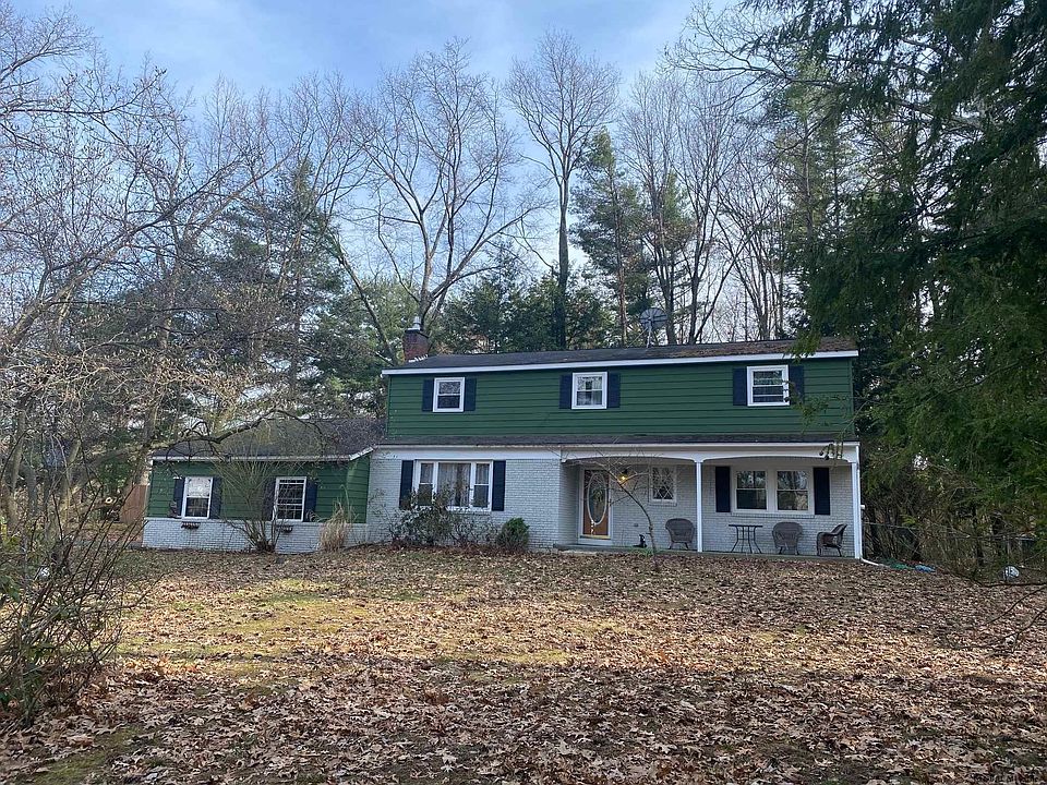 1 Catalpa Ct Ballston Lake Ny 12019 Mls 202116192 Zillow