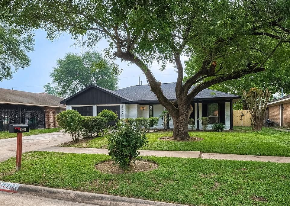 1st image of 12214 Clear River Drive