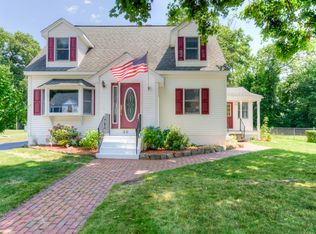 20 Falcon St, Worcester, MA 01603