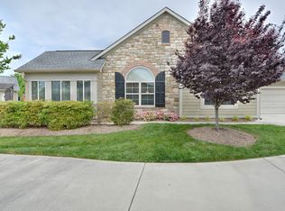 725 Ledgestone Ct, Tega Cay, SC 29708