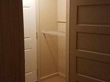 Walk-in closet