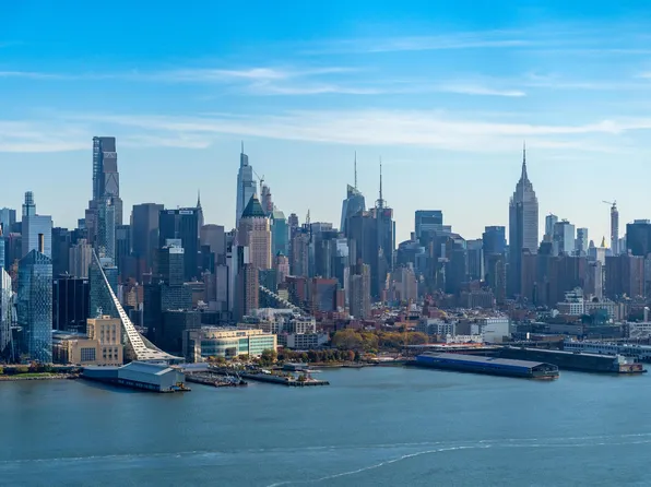 6040 Boulevard East APT 33C, West New York, NJ 07093