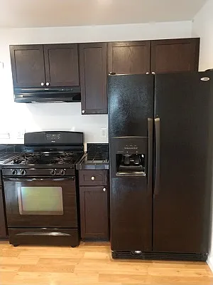 1407 N Cherry St — Photo 5