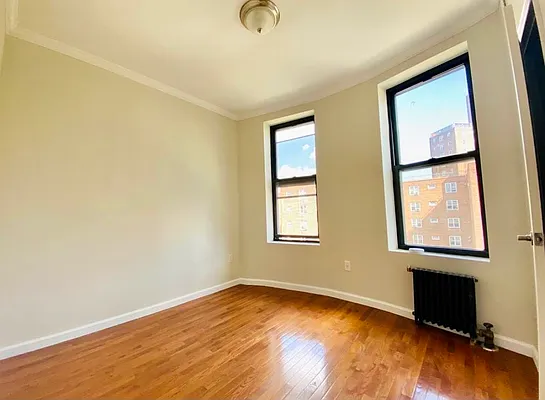 Rented by REAL New York | media 17