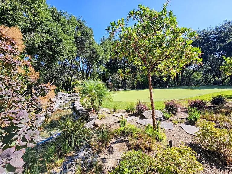 Bonnie Brae Ln — Photo 3