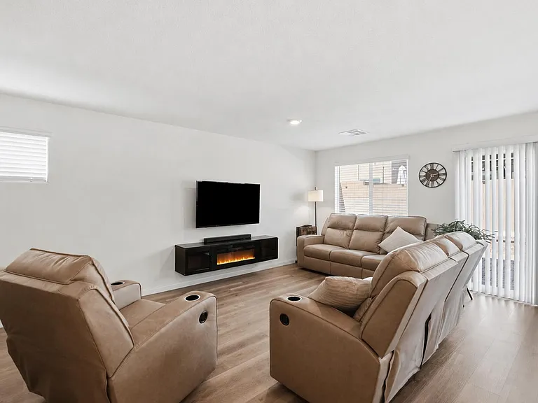 1502 Brianna Falls Dr — Photo 7