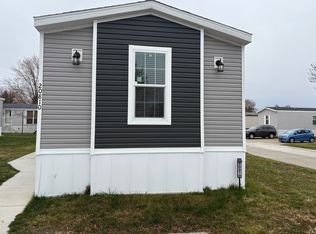 20810 Walton Ct #63, Clinton Township, MI 48036