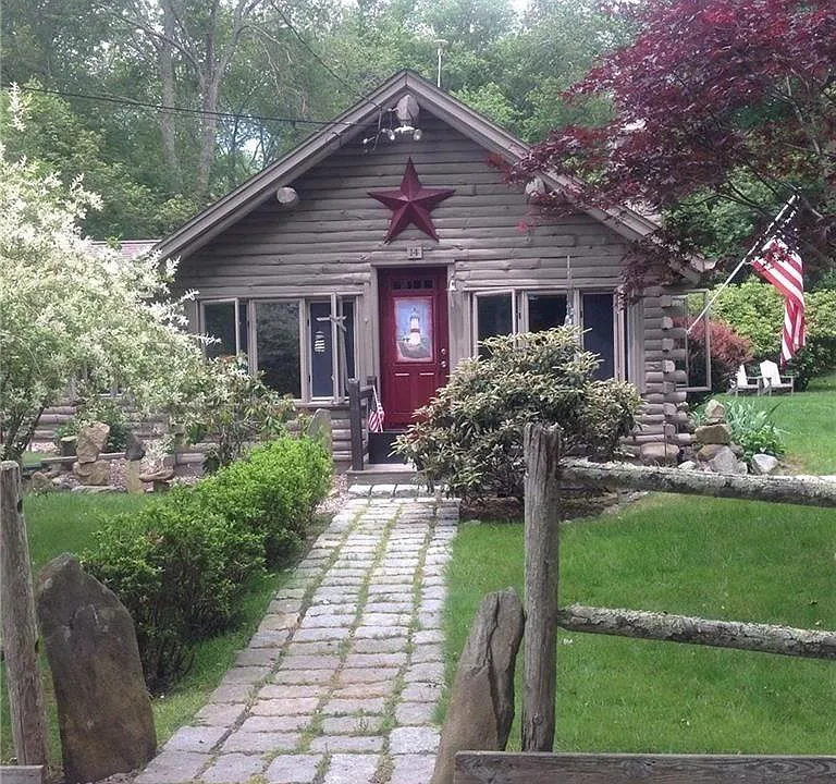 14 Presque Isle Trl